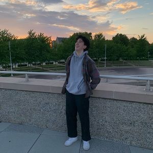 Meet your Posher, Tiara